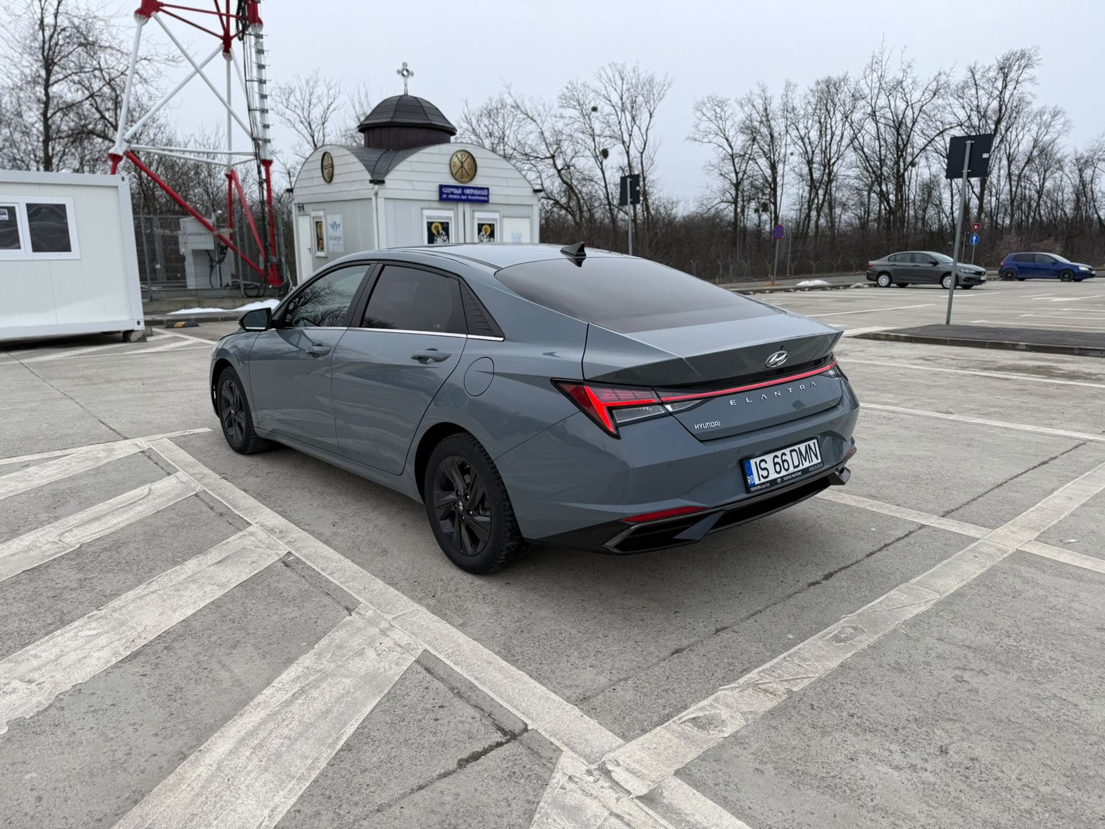 Hyundai Elantra poza 5