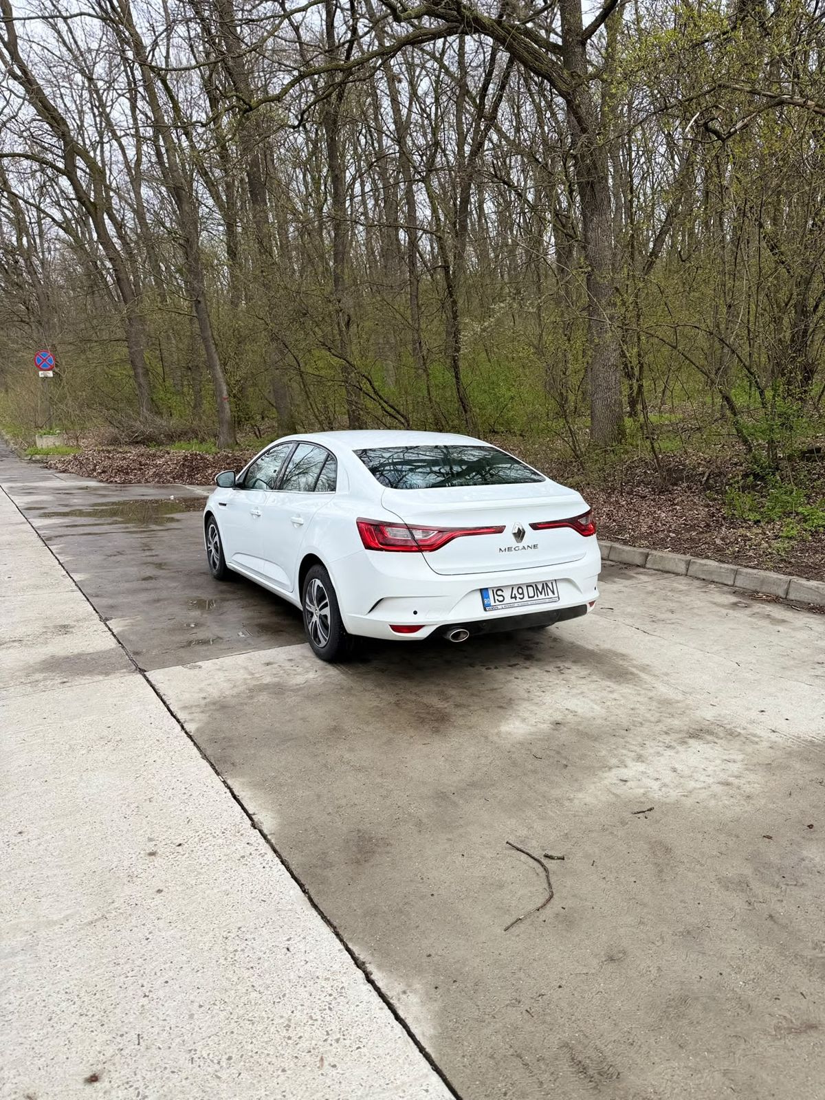 Închiriere Renault Megane Iași
