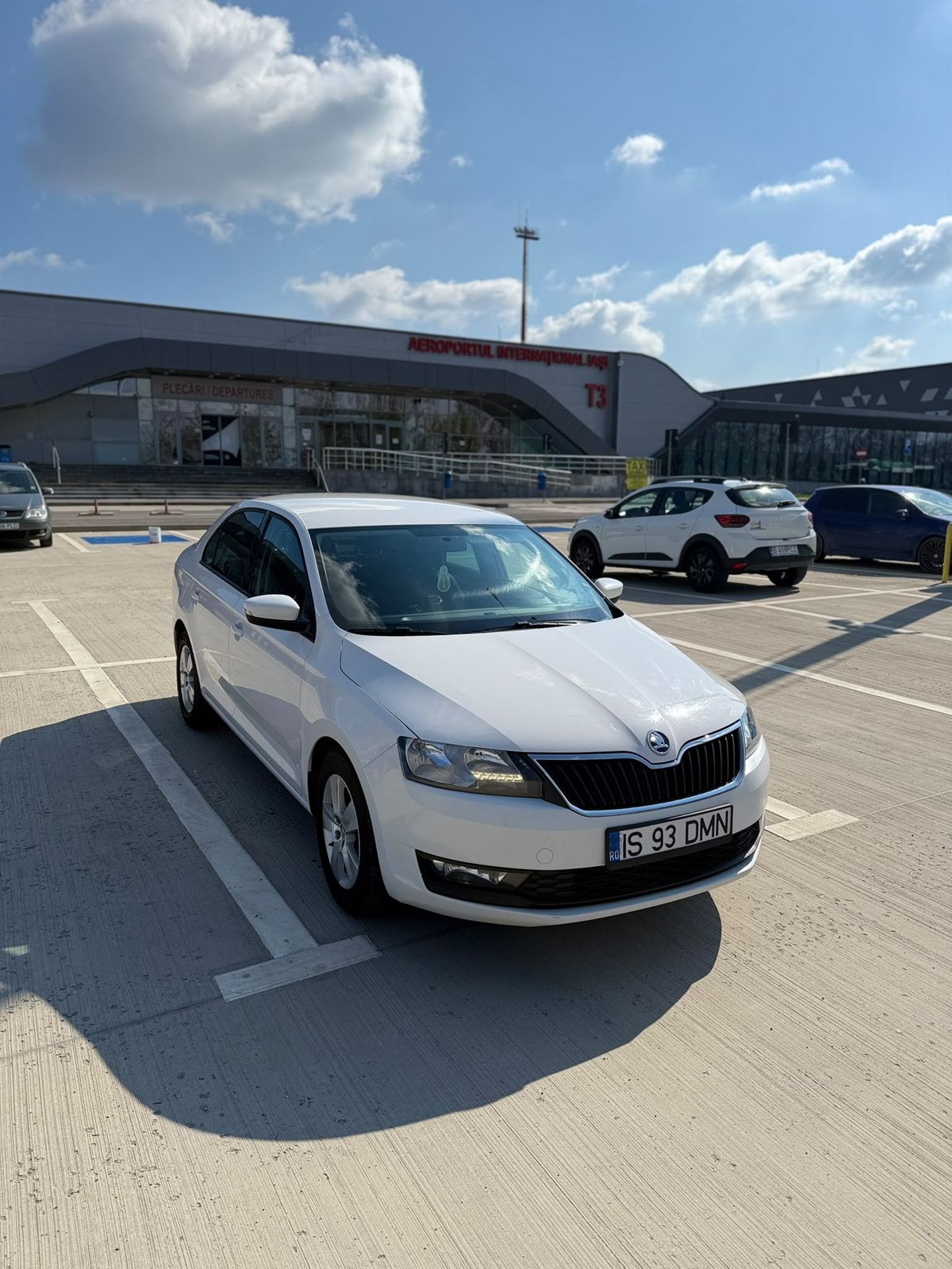 Închiriere Skoda Rapid Iași